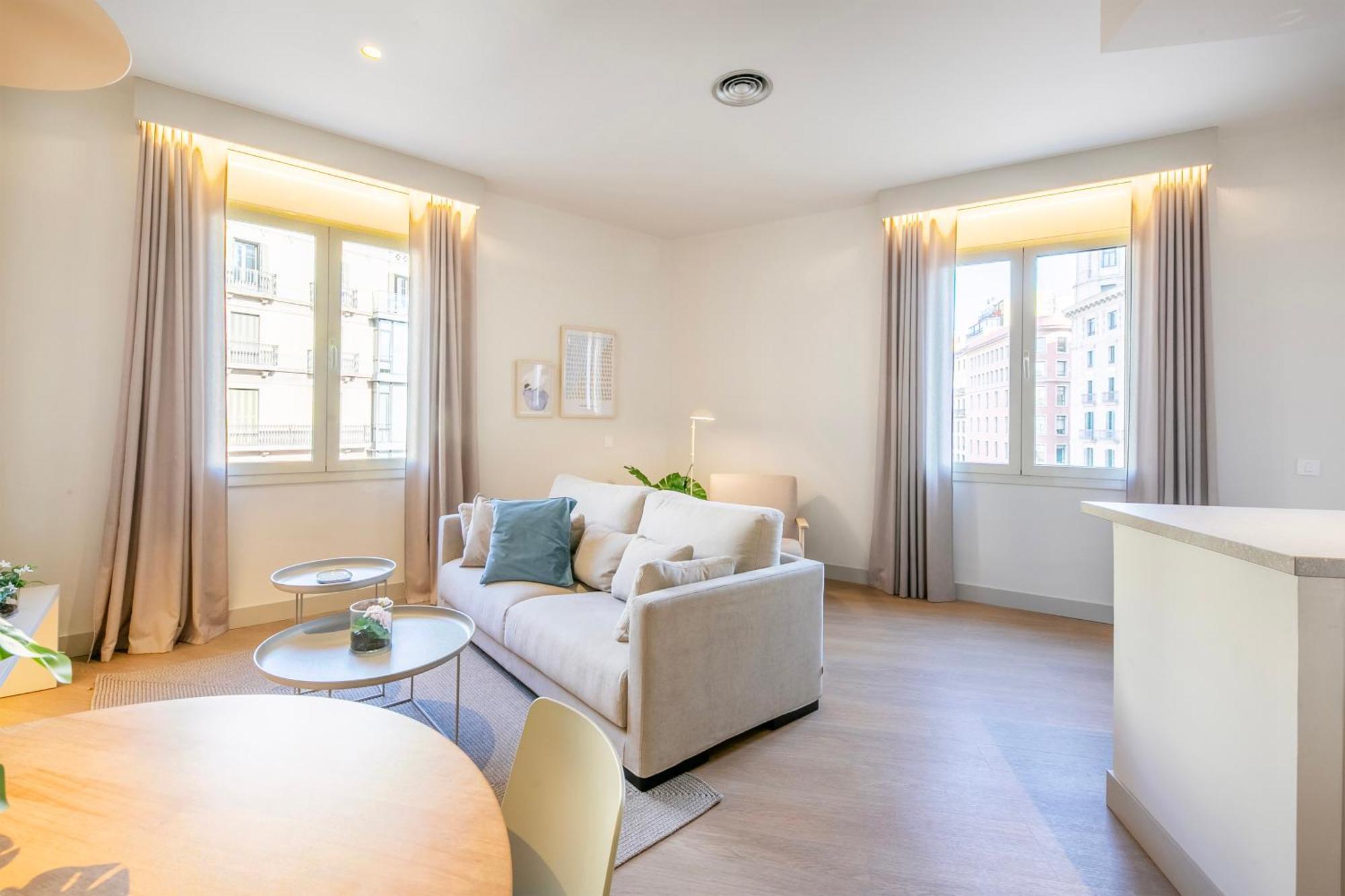 Fisa Rentals Ramblas Apartments Барселона Экстерьер фото