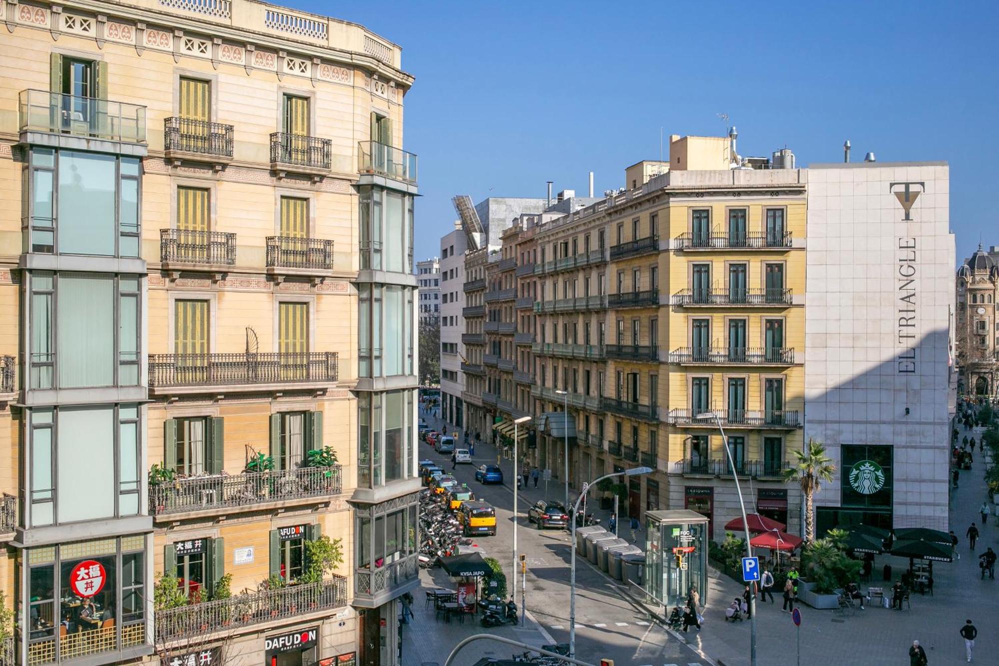 Fisa Rentals Ramblas Apartments Барселона Экстерьер фото