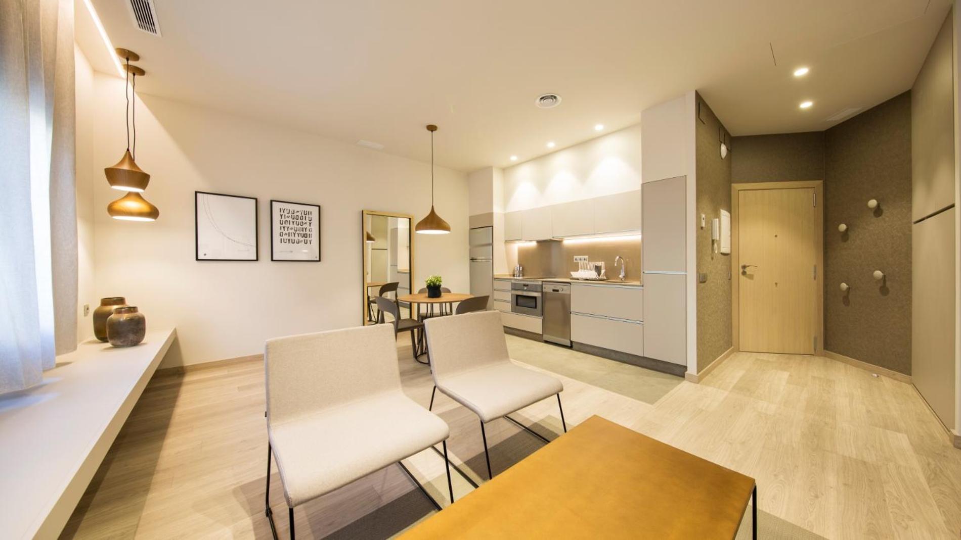 Fisa Rentals Ramblas Apartments Барселона Экстерьер фото