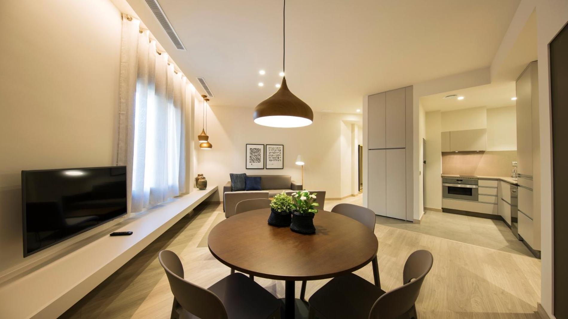 Fisa Rentals Ramblas Apartments Барселона Экстерьер фото
